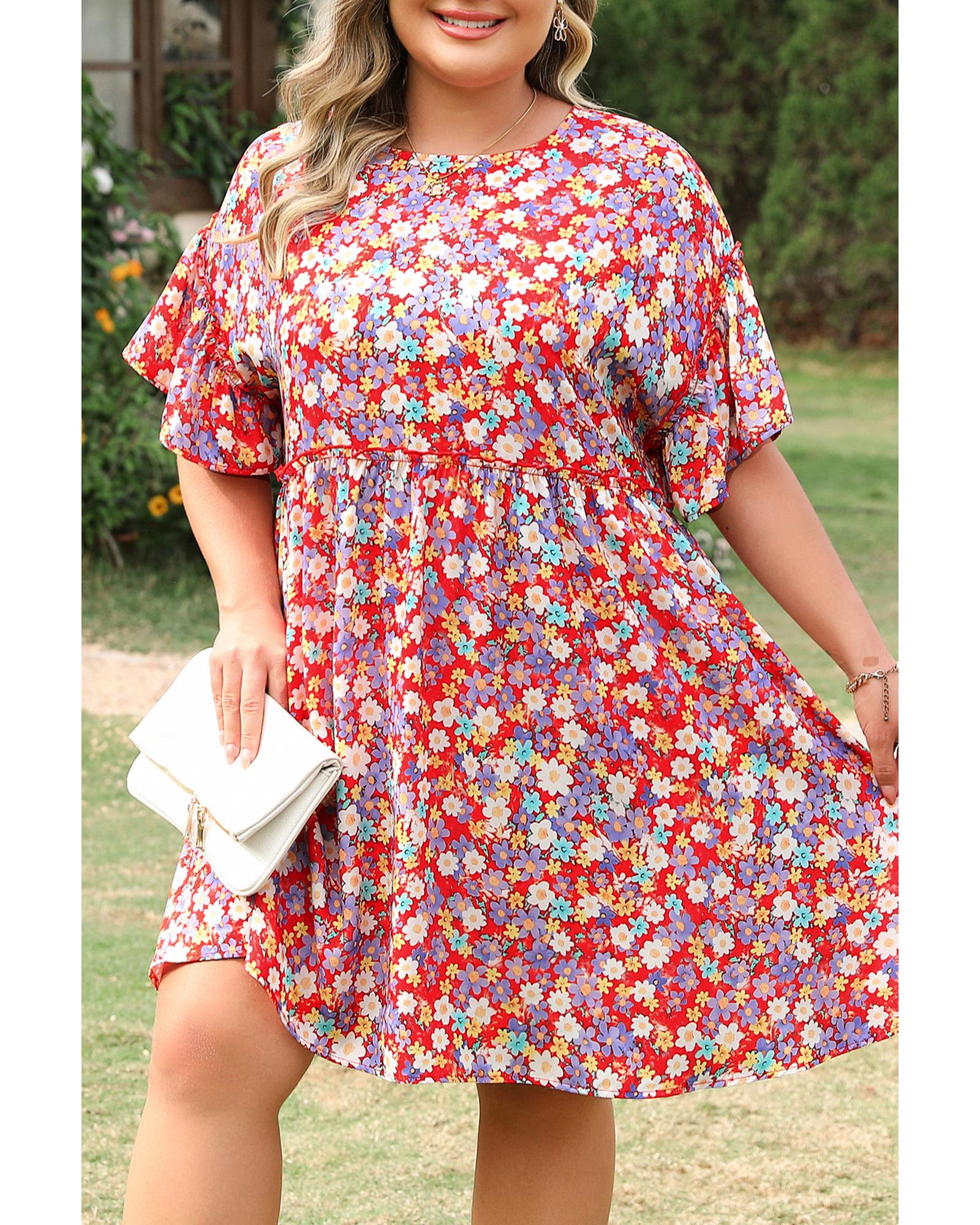 Red Dainty Flower Printed Plus Size Short Sleeve Shift Dress - 1X