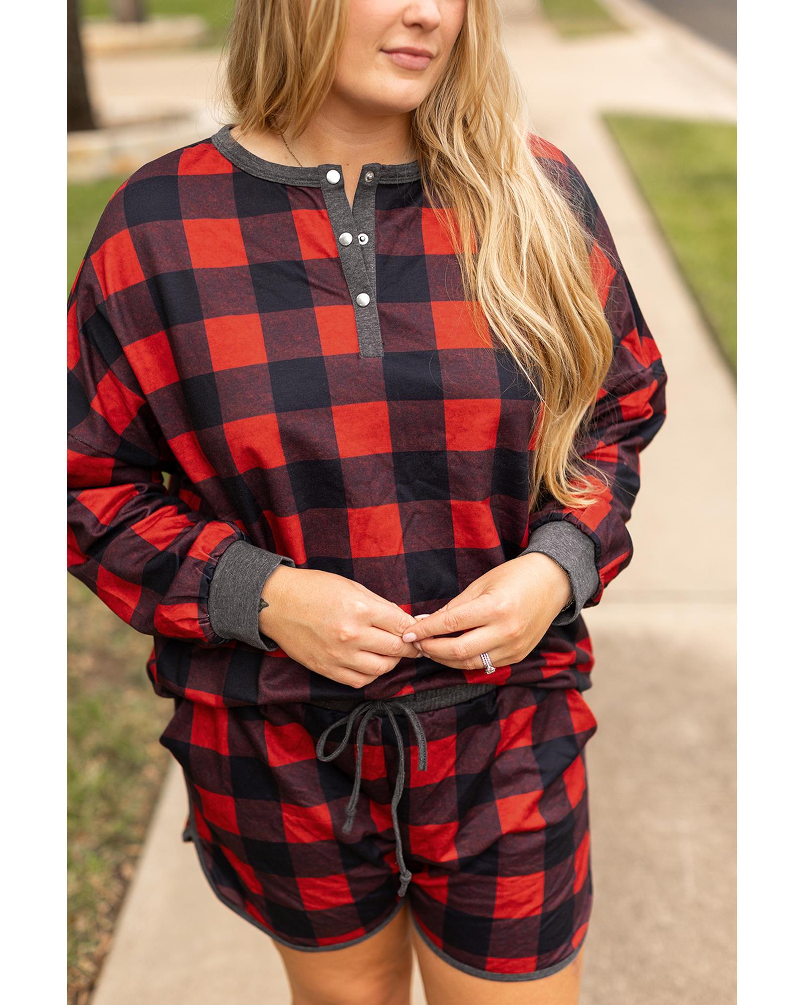 Fiery Red Christmas Buffalo Print Henley Top and Shorts Plus Size Set - 1X