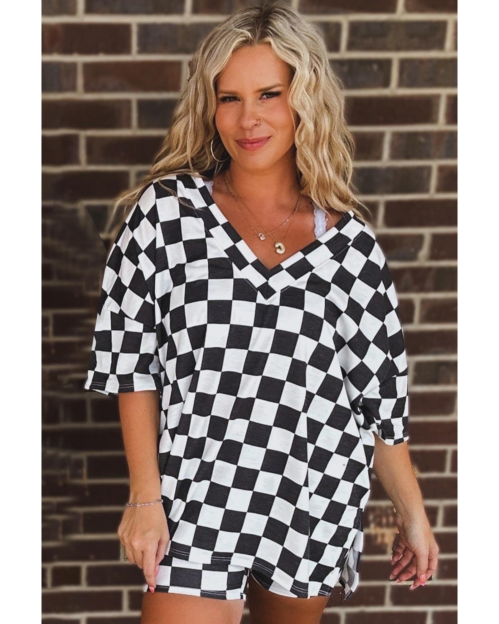 Black Checkered Pattern Tee and Shorts Plus Size Two Piece Set - 3X