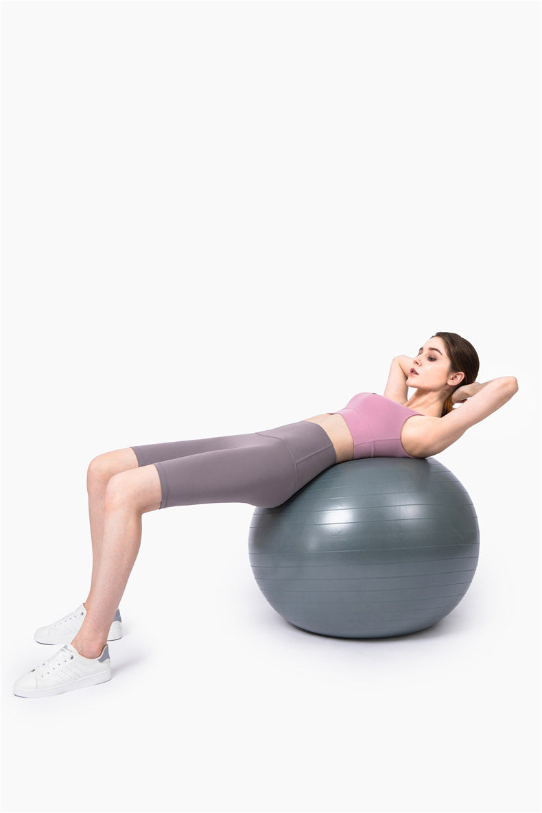 Size M Chestnut Color Seamless High-Waisted Yoga Shorts for Women - Tummy Control & Butt Lifting Fitness Shorts