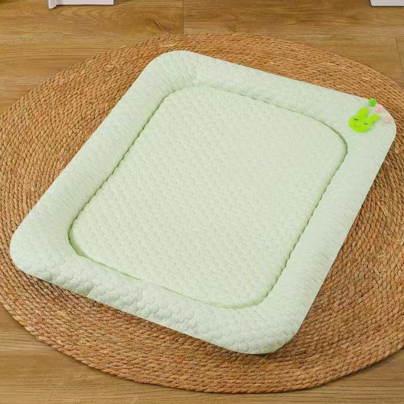 Green Breathable Cooling Pet Mat - Ice Bean Summer Bed for Small Dogs (M : 42x58cm)