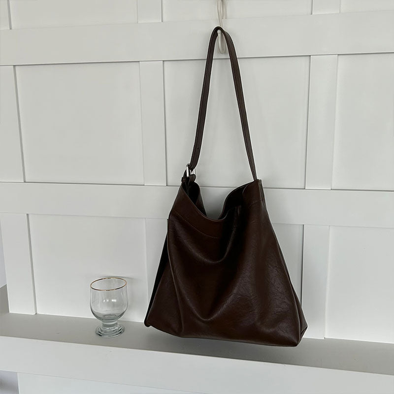 Coffee Fashionable Minimalist Bucket Tote Bag - Versatile & Spacious for Daily Commutes