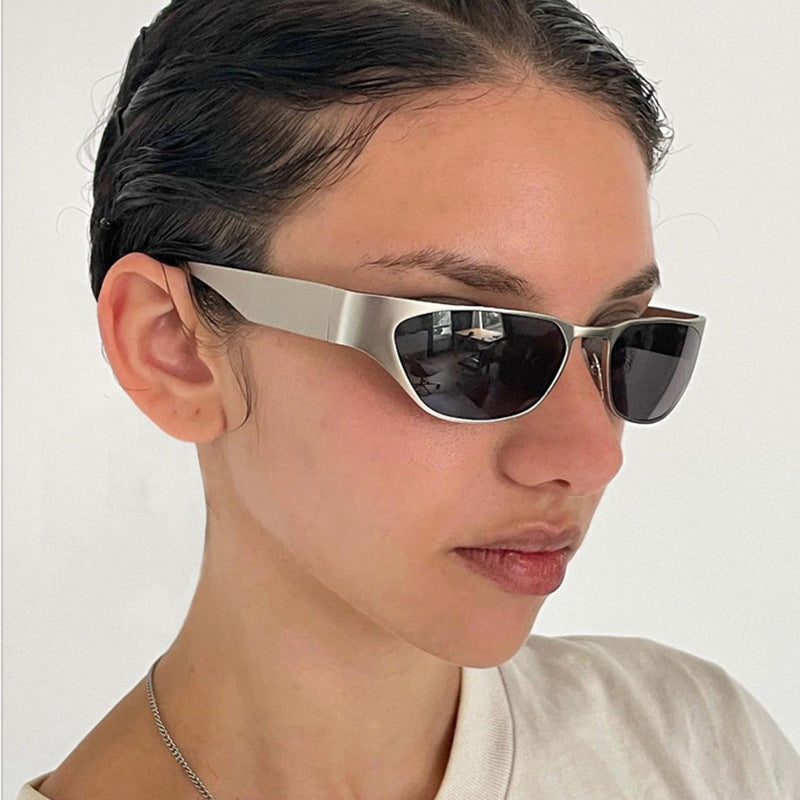 Silver Frame Black and Gray Sheet Retro Cat-Eye Metal Sunglasses for Women - UV Protection Stylish Streetwear Shades