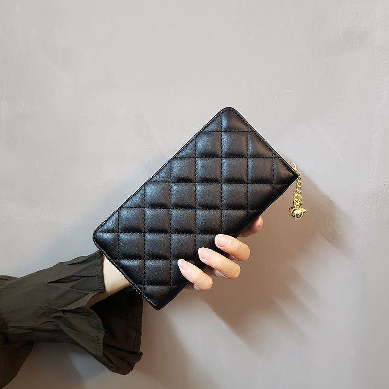 Black-Checkered Women's Classic Quilted Long Wallet - Premium Diamond Stitch Zip Around Card Holder with Multiple Compartments