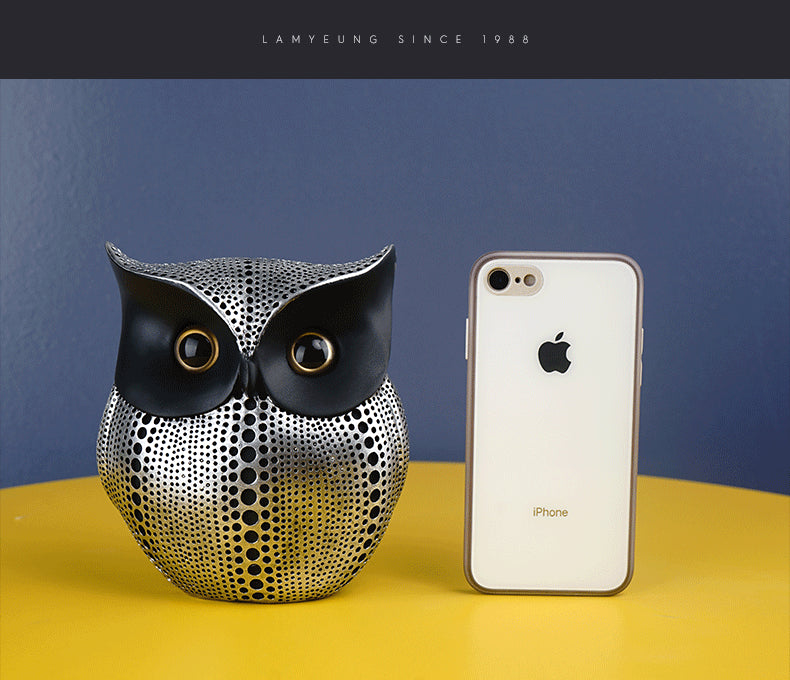 Silver resin owl statue - modern perforated design for living room TV cabinet and entryway decoration
