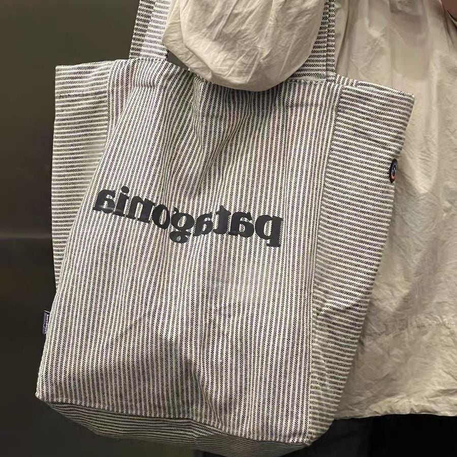 Minimalist Vertical Striped Canvas Tote Bag for Casual Outings (28x35x15cm)