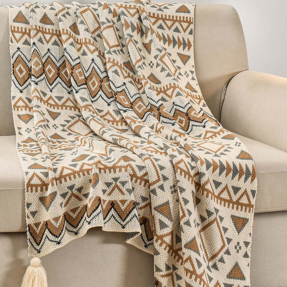 Beige-grey Bohemian Knitted Sofa Blanket, 130 x 170 cm, 900g, Ideal for Hotel and Nap Use