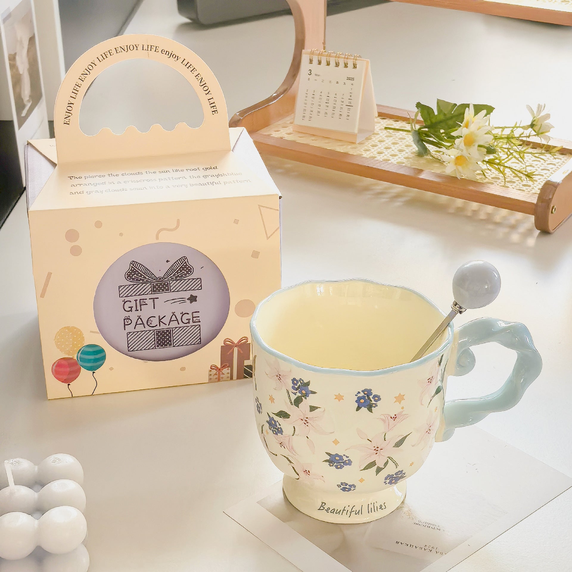 Elegant Ceramic Mug with Sculpted Handle,400ml Vintage Inspired Pedestal Design(Blue)