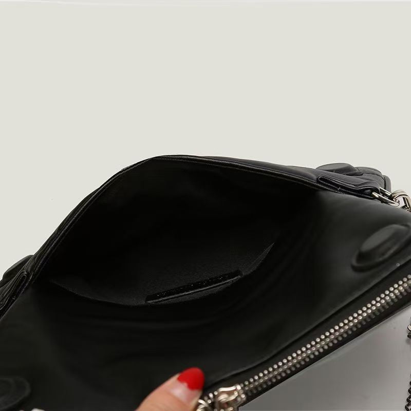Chic Quilted Leather Crossbody Bag with Chain Strap & Tassel Detail(Golden black)