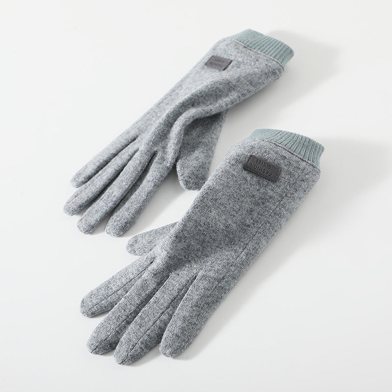 Grey Elegant Women's Wool Blend Winter Gloves - Cozy Fleece-Lined Touchscreen Warmth