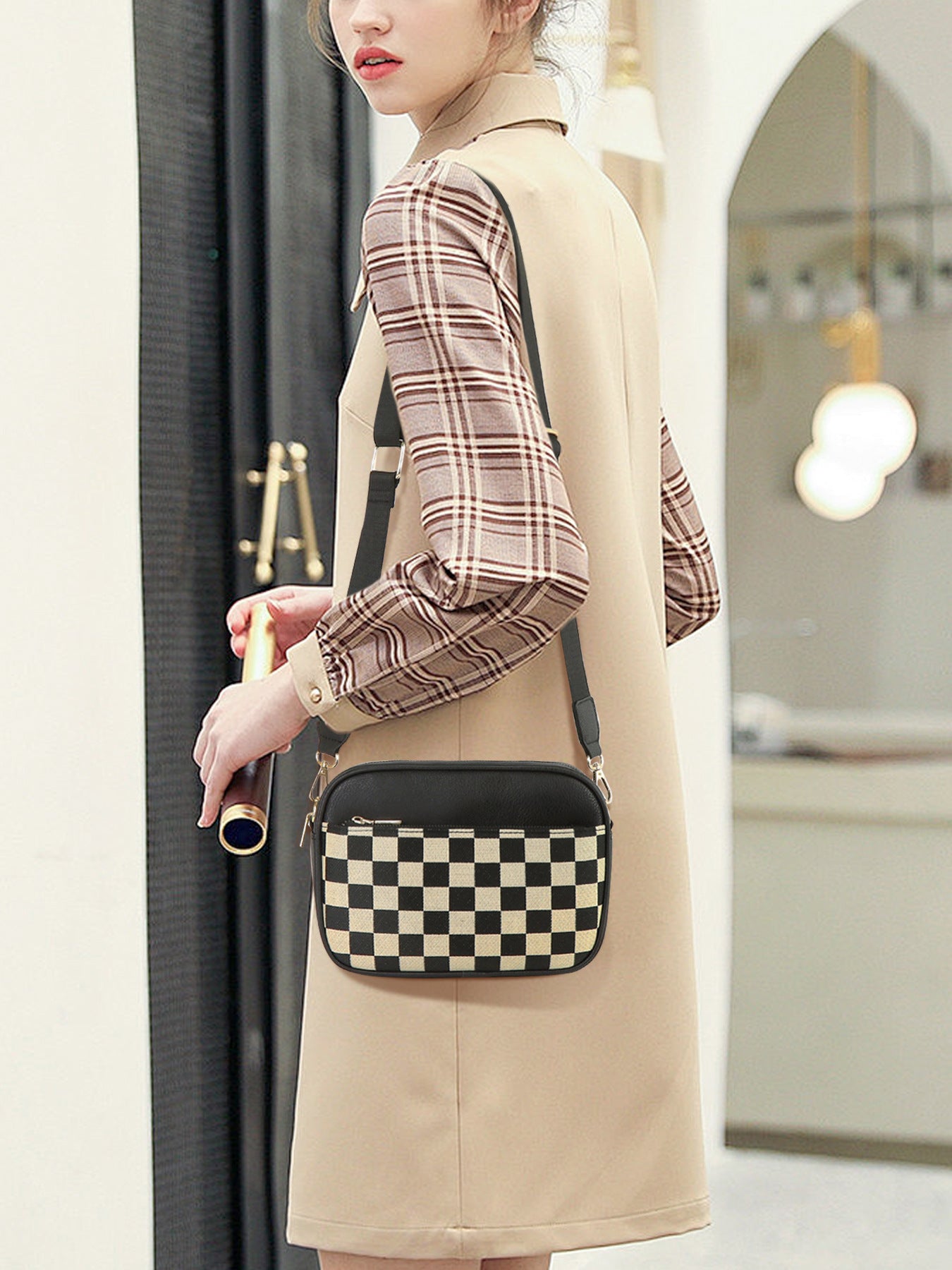 Black Stylish Checkerboard Crossbody Camera Bag - PU Leather with Adjustable Wide Strap