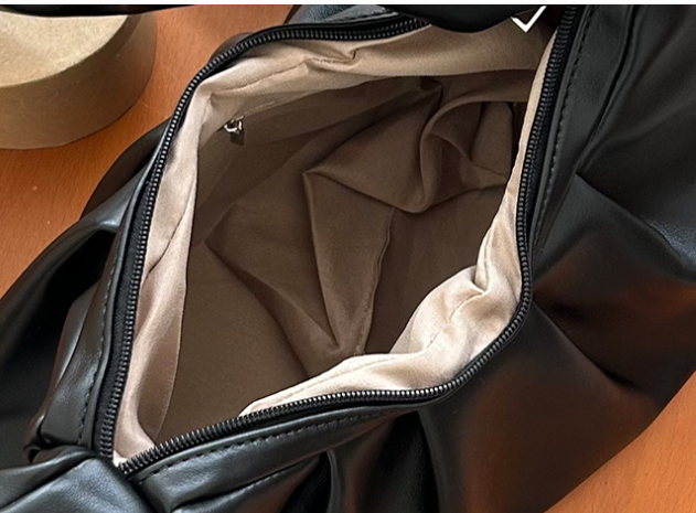 Brown Pleated Handheld Underarm Bag - Stylish & Spacious Tote for Everyday Use