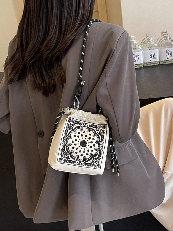 Chic Drawstring Bucket Bag with Intricate Print - Adjustable Rope Strap, Lightweight Fabric(Gray)