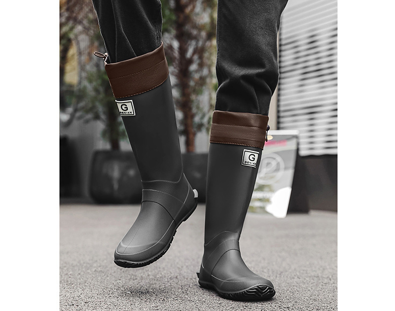 39# Black Foldable Knee-High Rain Boots - Packable Waterproof Non-Slip Wellies for Travel & Festivals