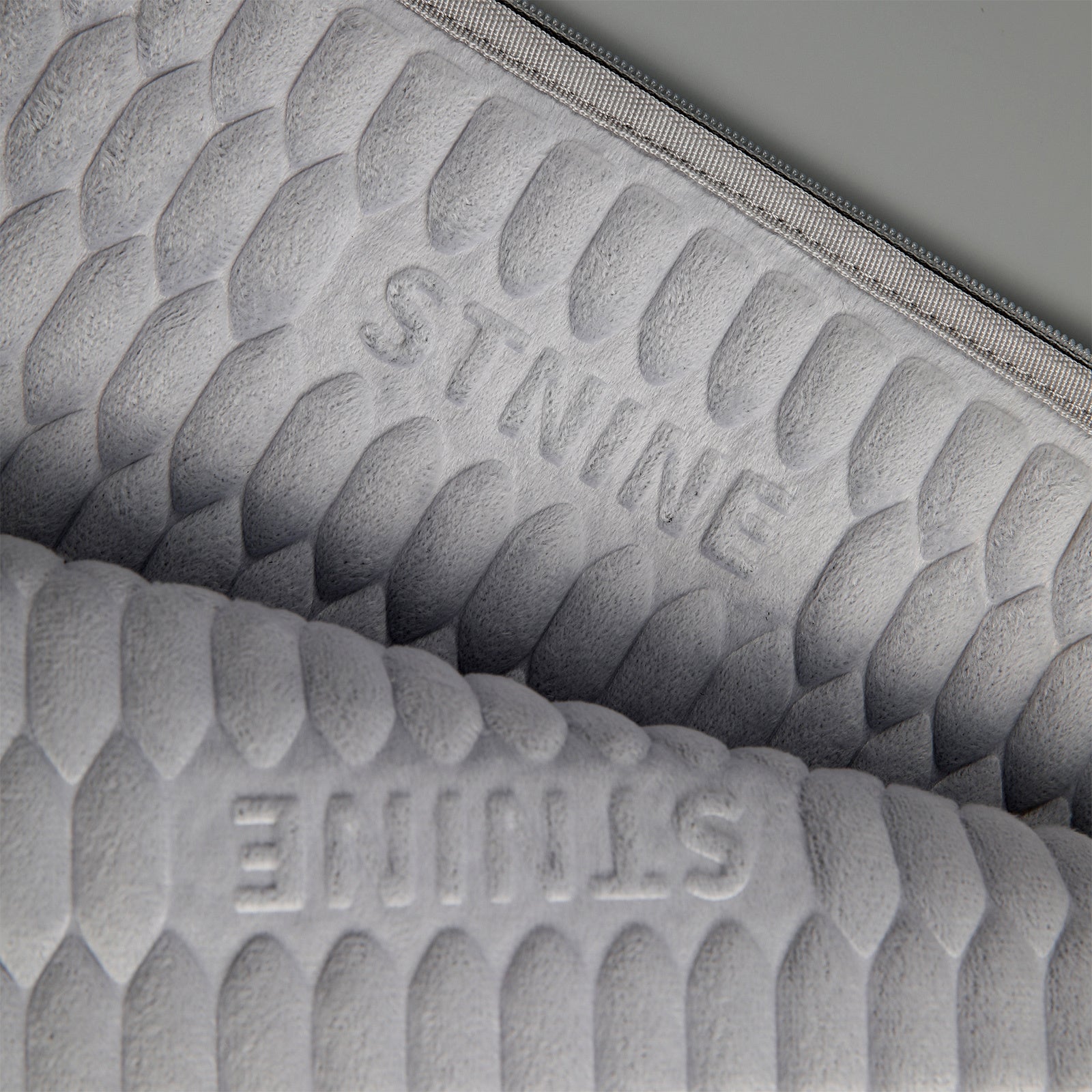 ST'9 XL size 15.6/16 inch Black Laptop Sleeve Padded Travel Carry Case Bag LUKE