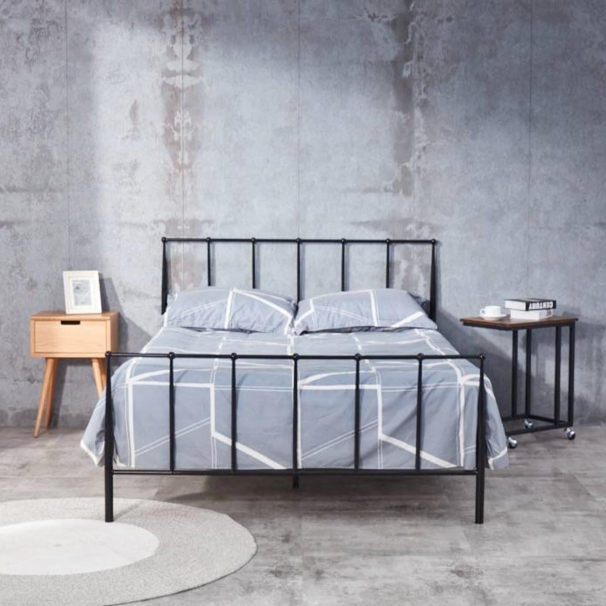 Hardy Double Bed Size Metal Frame Platform Mattress Base - Black