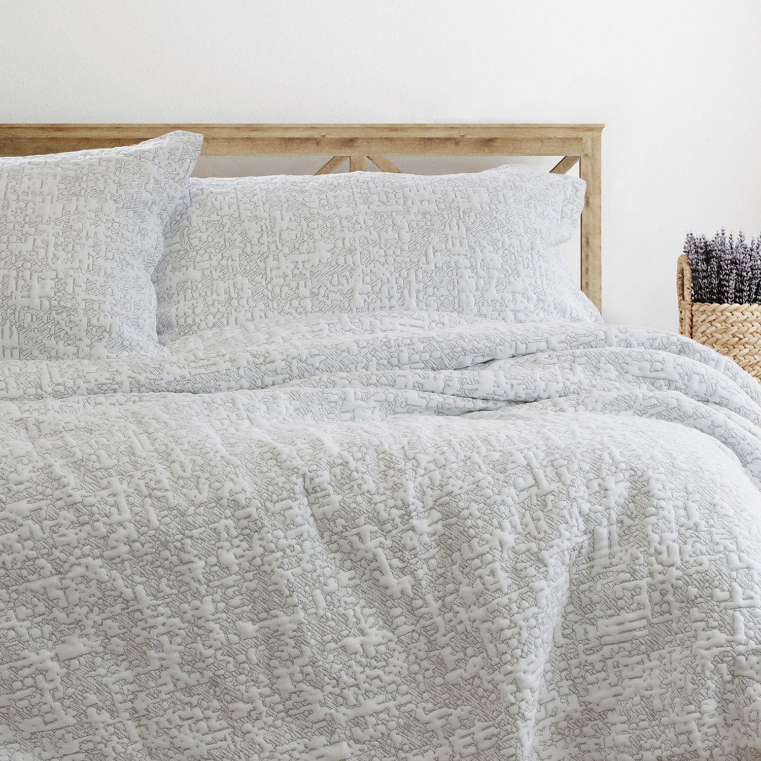 Norfolk COMFORTER SET - QUEEN/KING