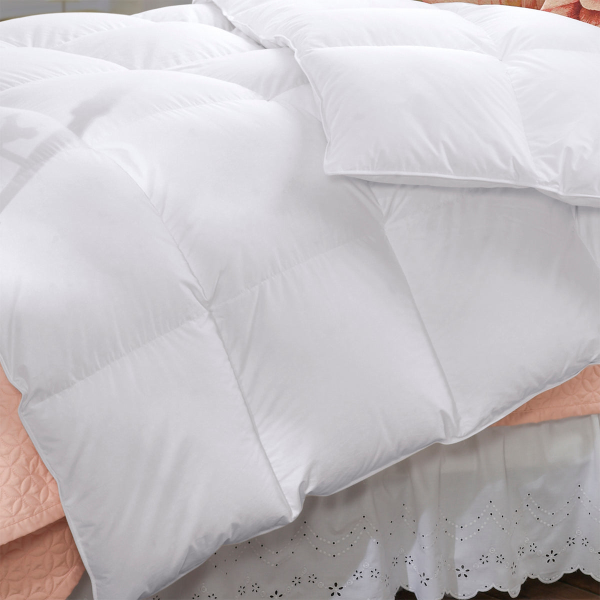 400 GSM All Seasons Natural Bamboo King Quilt by Renee Taylor