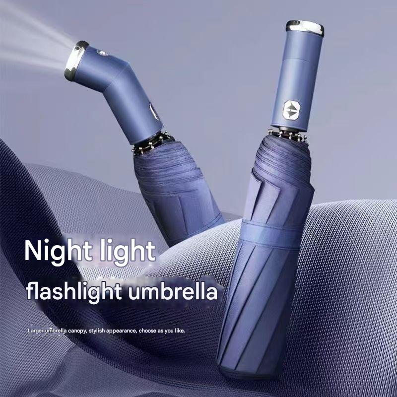 "More Than Sheltering Rain, It Illuminates Your Path — The 10-Rib Flashlight Umbrella, a Portable Sense of Security for the City's Night Returners."