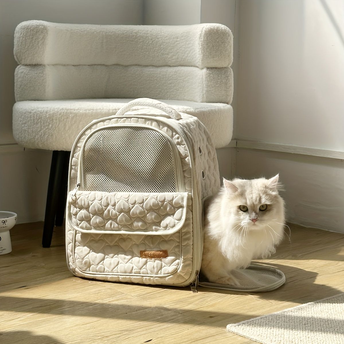 White cat backpack carrier, pet travel carrier, breathable cat backpack, stylish cat carrier, cat supplies Australia, durable cat carrier, padded cat backpack
