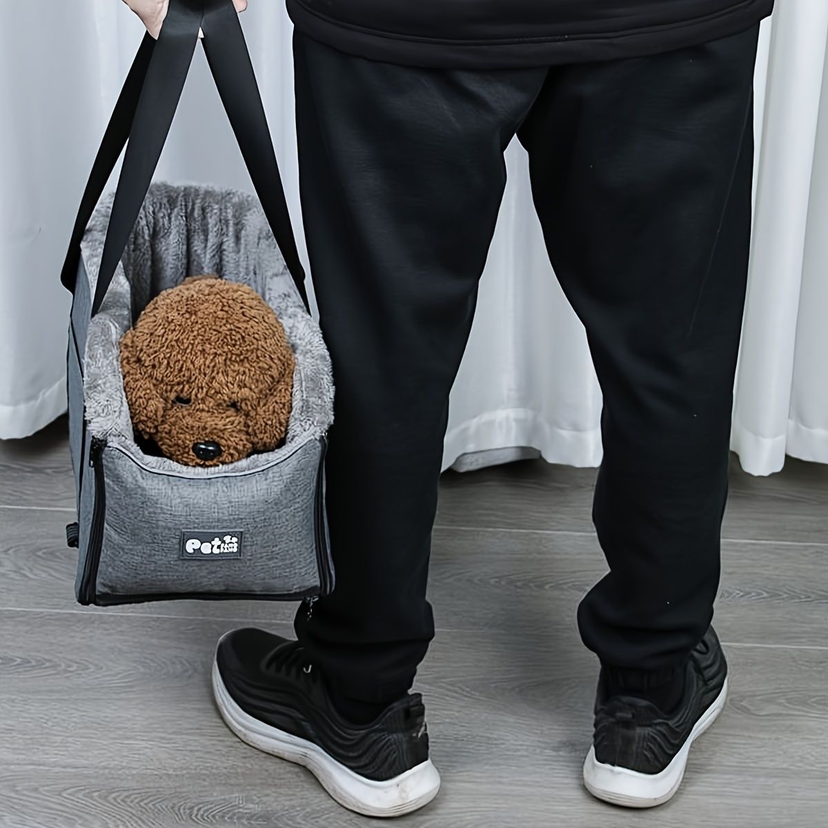 dog car seat, pet travel safety, dog comfort car seat, secure dog seat, Australian pet travel, durable dog car seat, plush dog car seat, easy clean dog seat