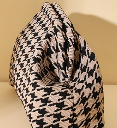 Houndstooth Knit Cloud Bag: Commute & Daily Handbag, Portable Storage Clutch (Khaki) | Other Colors Available in Store