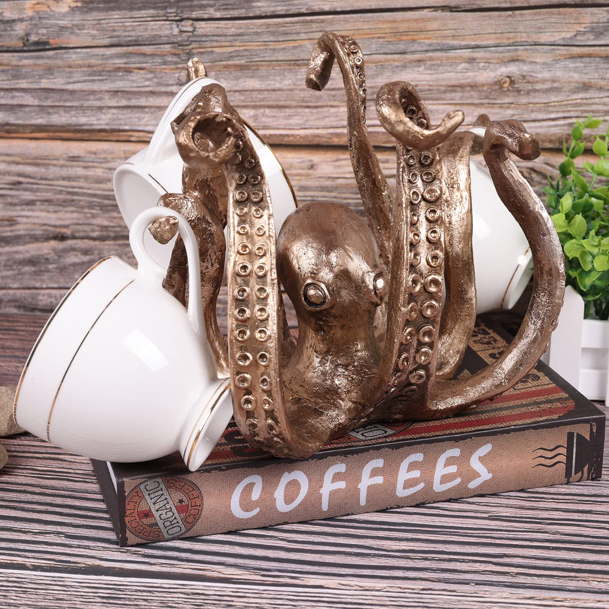 Multi-Functional Octopus Sculpture – Decorative Resin Cup Holder & Jewelry Organizer, Unique Home Accent for Living Room, Office, or Desk (Bronze)
