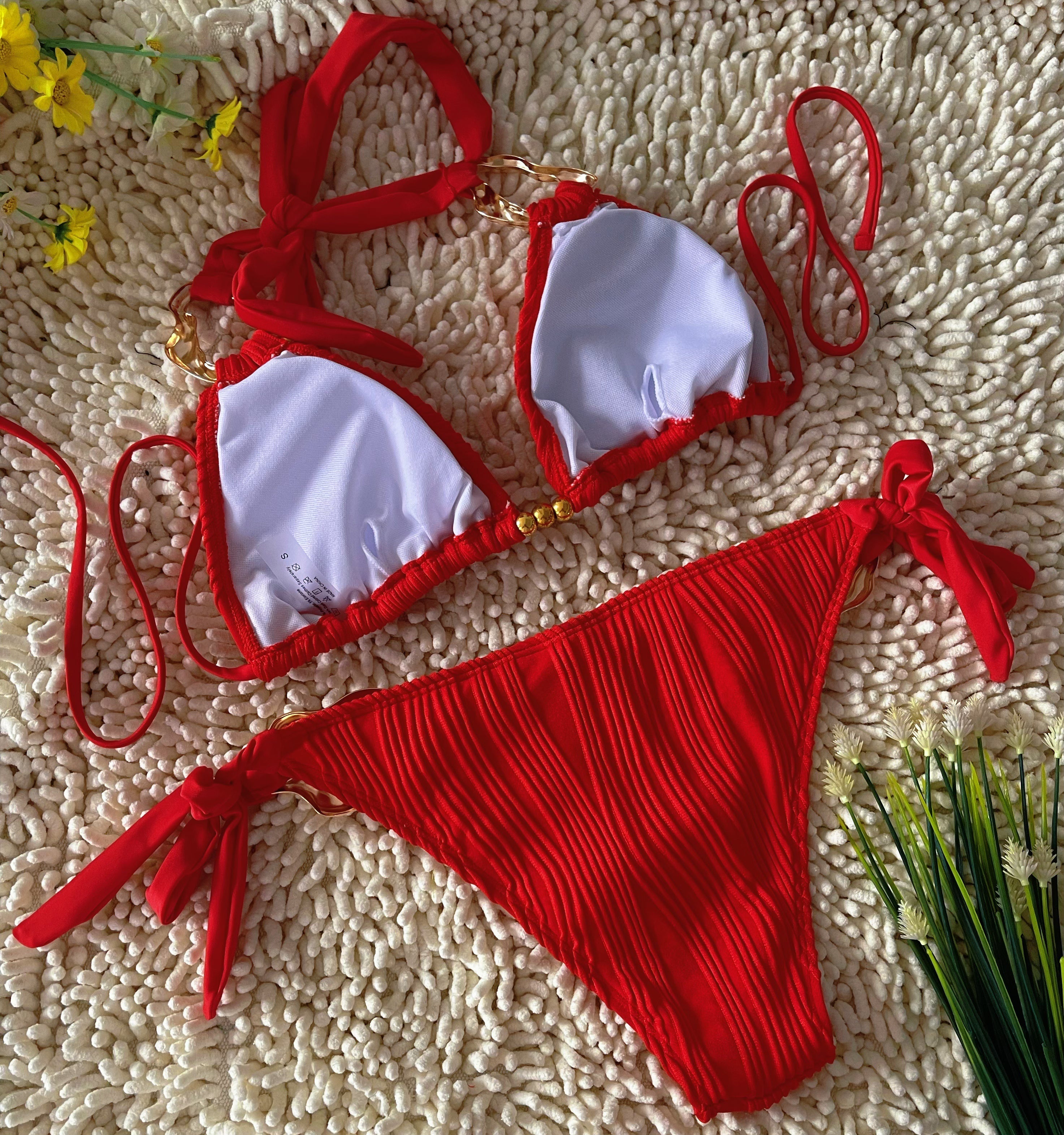 Red Hottie Sexy Three-point Swimsuit Beach Seaside Spa Bikini Size S