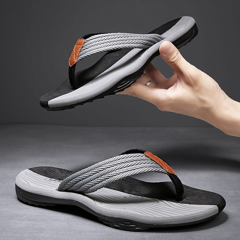 Men's Outdoor Non-Slip Flip Flops, 6 Colors EVA Lightweight Thick-Sole Beach Sandals for Casual & Sports(black and gray-40)