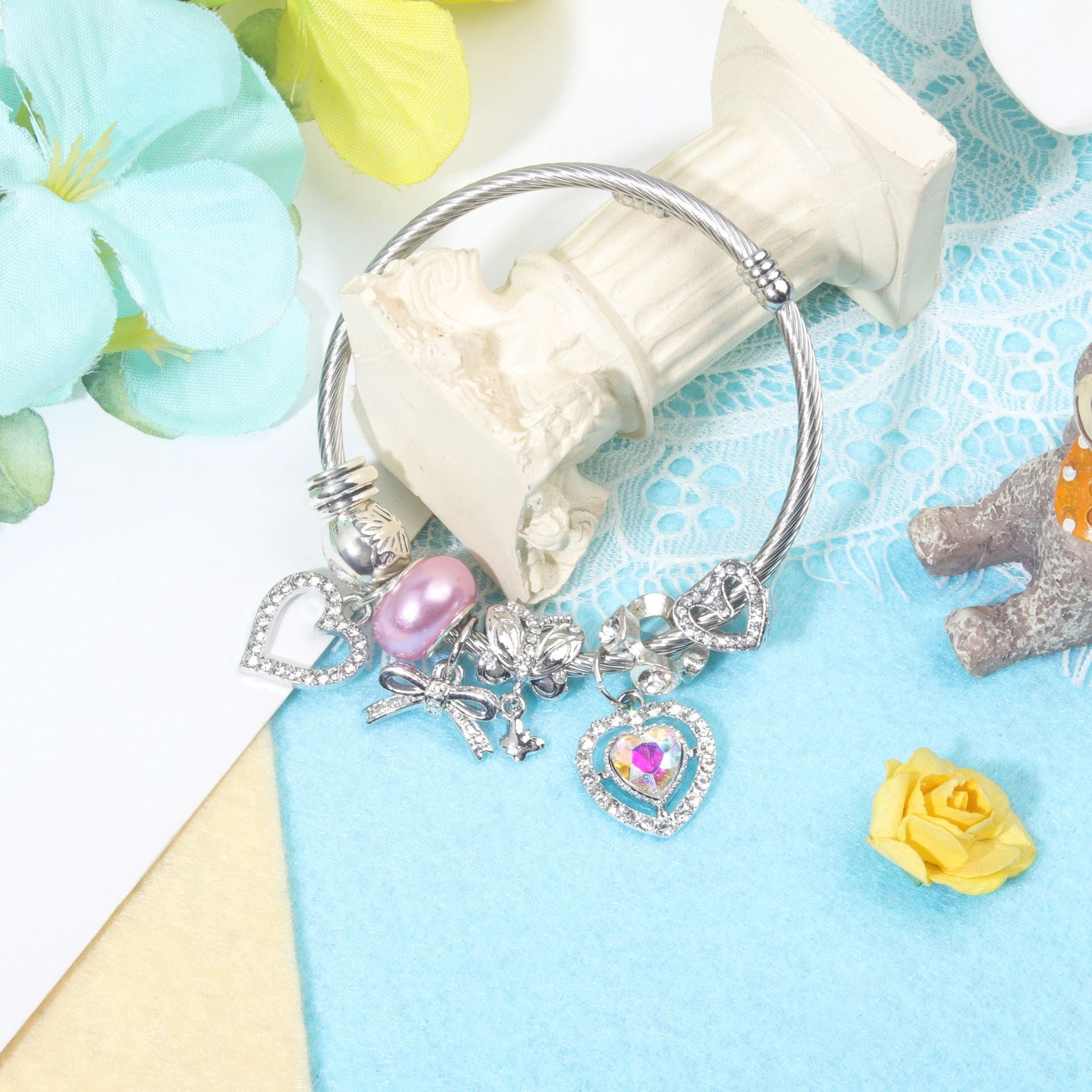 Cute Heart-shaped Beaded Bracelet with Rhinestones(20cm)