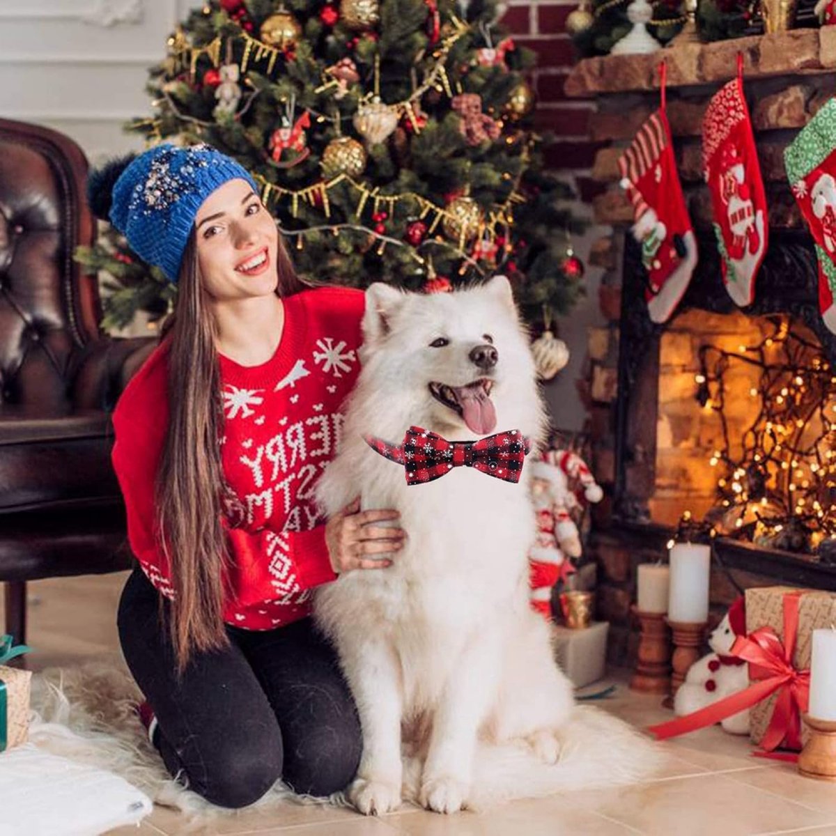 Christmas Dog Bow Tie - Festive Dog Bow Tie - Collar with Bow - Dog Collar - Red - Checkered Bowtie - Adjustable Neckline - Dog Accessories - Dog Clothing - Dogwear - Christmas - Gift - Size XL