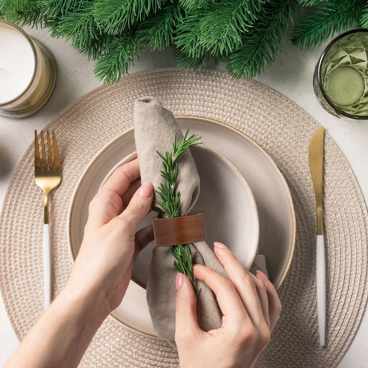 Handmade Round Wooden Napkin Rings - Set of 12 - 2.5 x 5 cm - Wooden Napkin Ring - For Paper and Cloth Napkins - Napkin Ring for Table Decoration, Dining, Anniversary, Birthday, Christmas