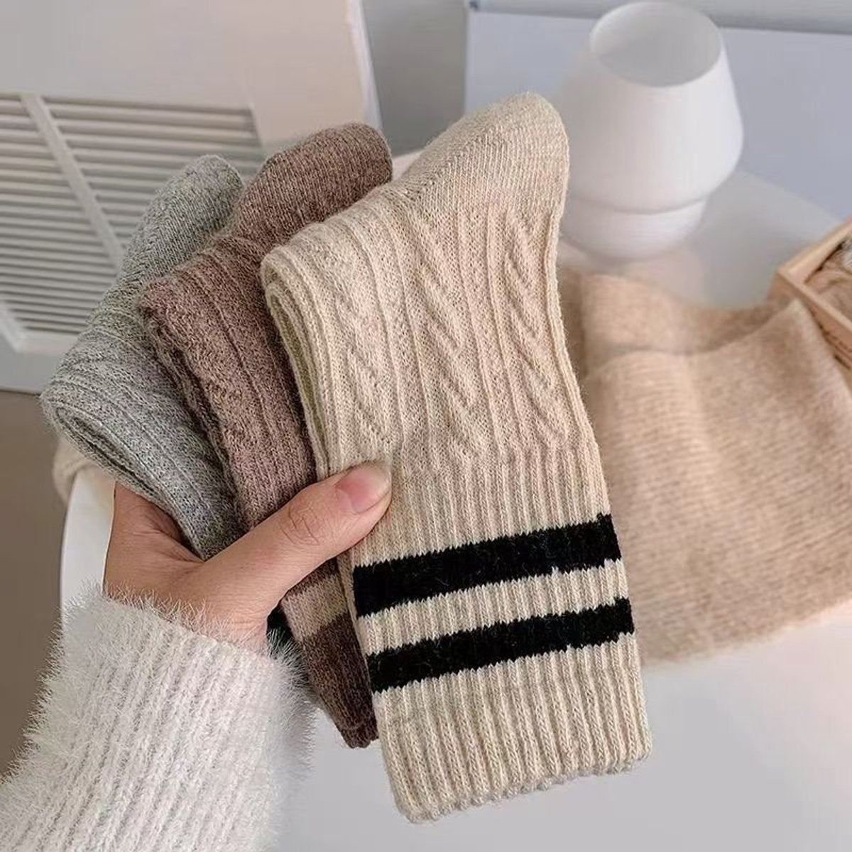 Pairs of Socks - Women's Socks - House Socks - Women's Socks Size 36/40 - Warm Socks - Knitted Socks - Warm Winter Socks - Autumn and Winter Socks - Comfortable Fashion Striped Athletic Socks - Stockings - Soft, Absorbent, Breathable