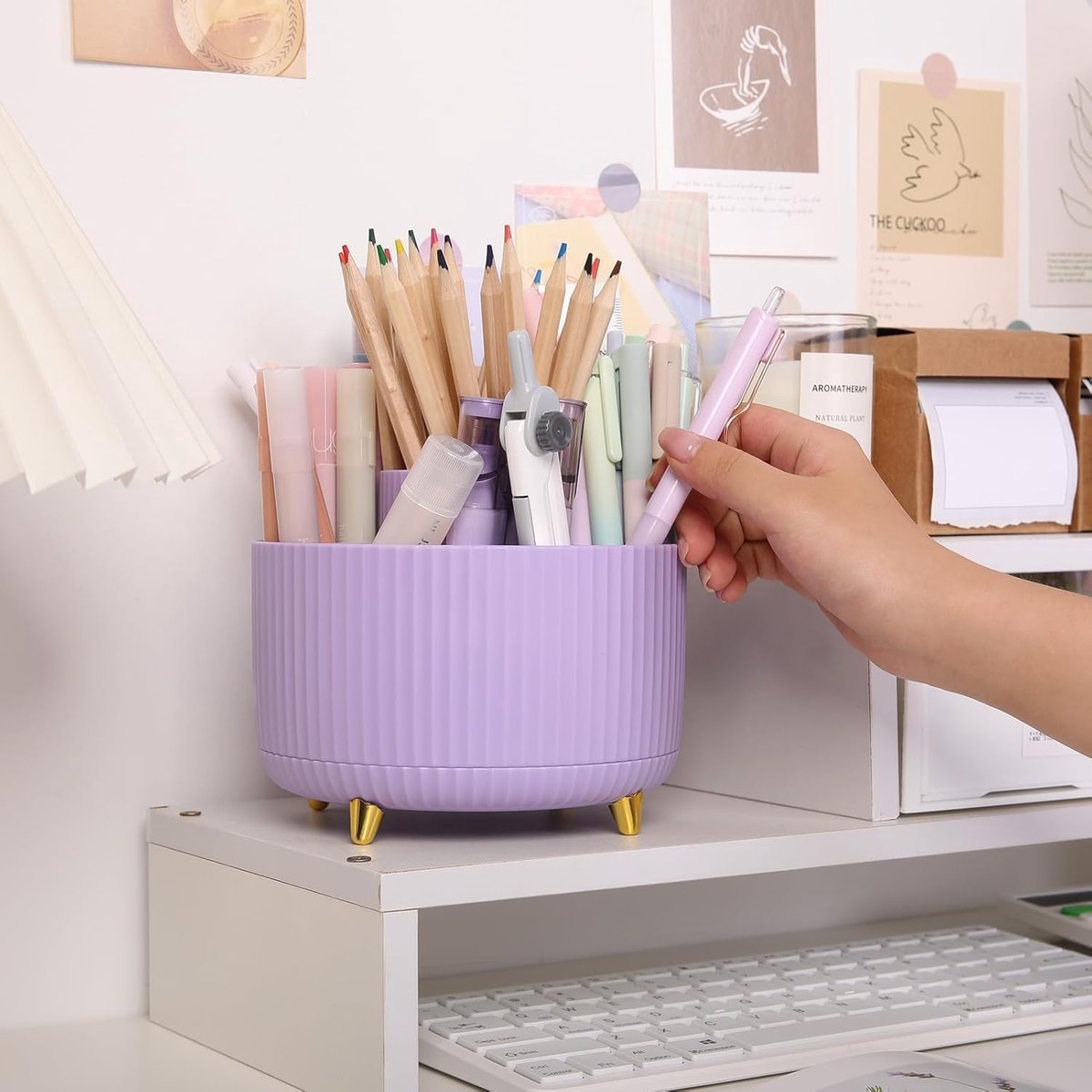 Storage Box - Rotating purple organizer for pens and art supplies - Storage box with compartments - Rotatable - Suitable for offices, schools and homes