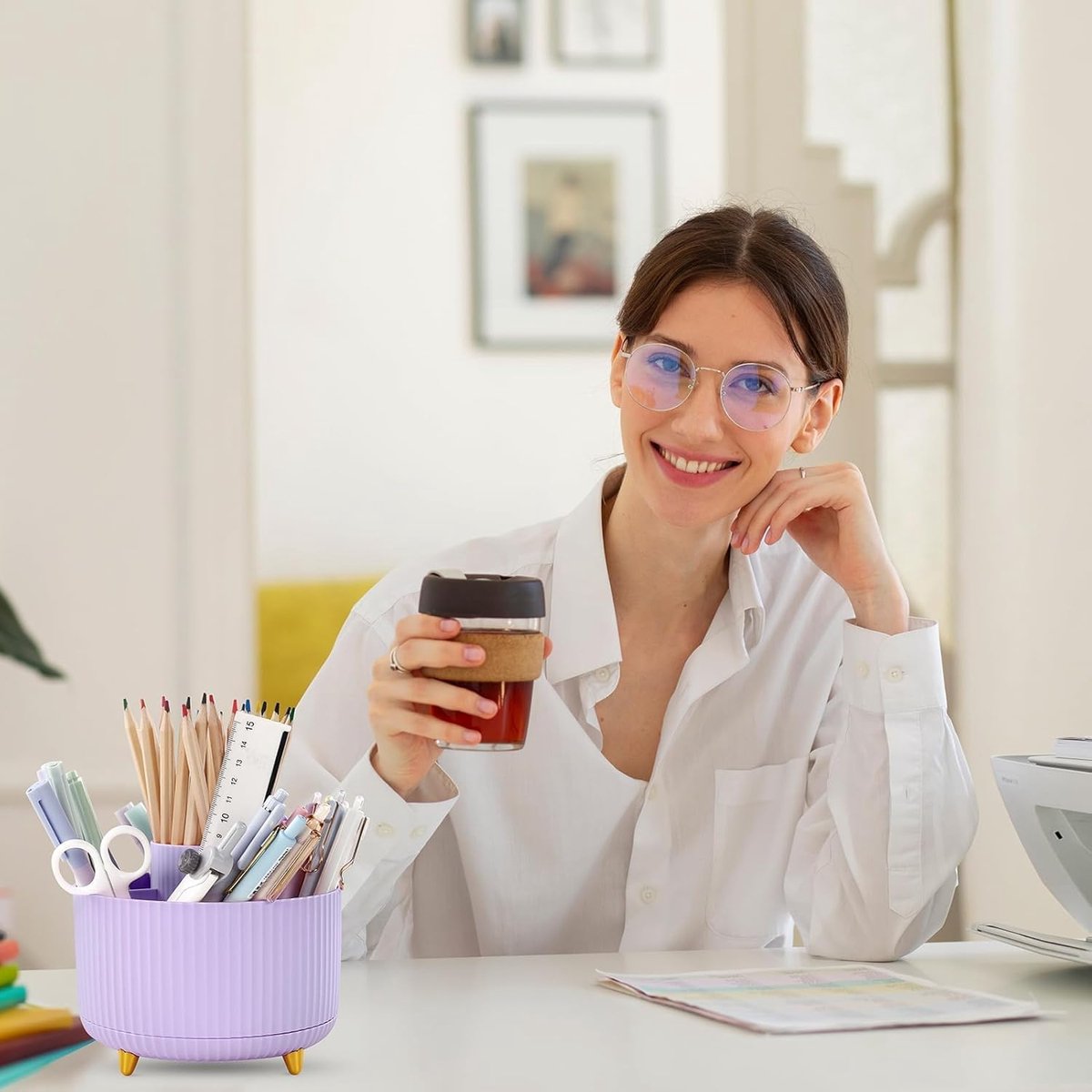 Storage Box - Rotating purple organizer for pens and art supplies - Storage box with compartments - Rotatable - Suitable for offices, schools and homes
