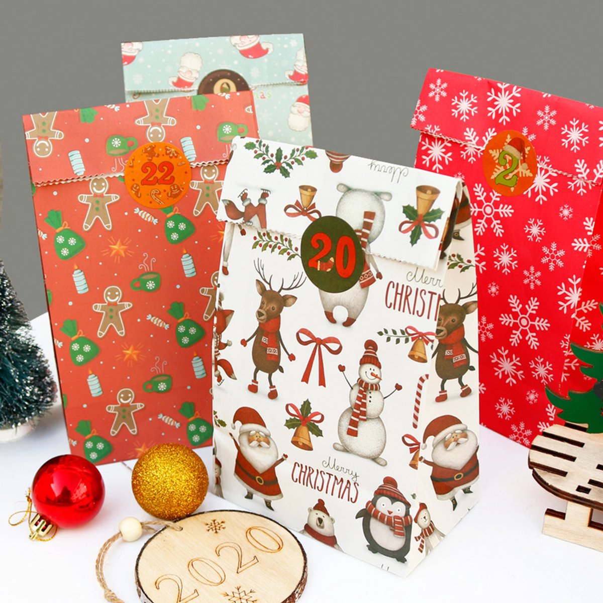 Christmas wrapping paper - 24 pieces - Christmas gift bags, Christmas stickers, Advent calendars, paper bags and wrapping bags - Christmas gift bags - Christmas candy bags