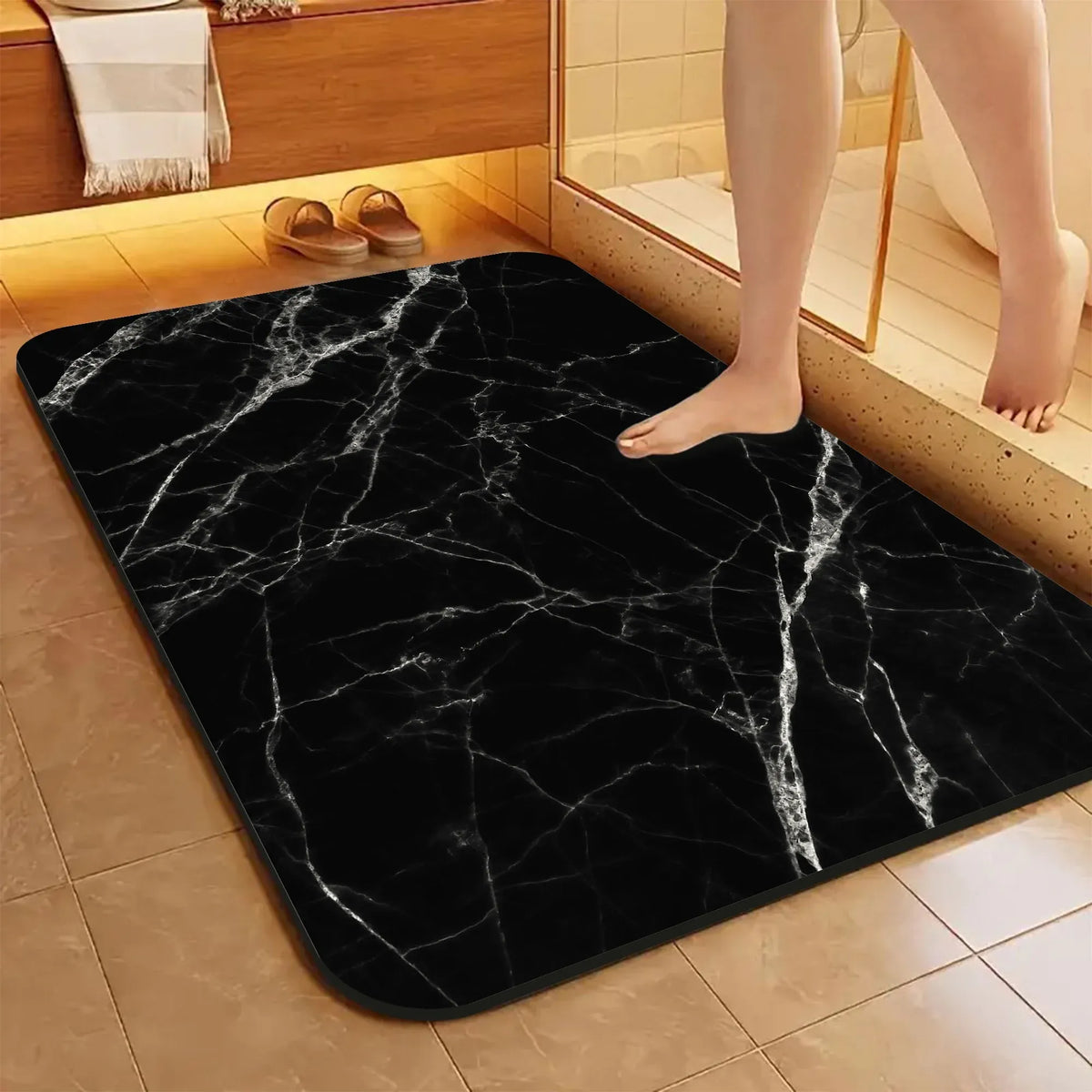 1 Piece Marble Texture Bathroom Rug, Non-Slip Quick Dry Bath Mat for Tub, Shower, Floor and Indoor Outdoor Use, Black