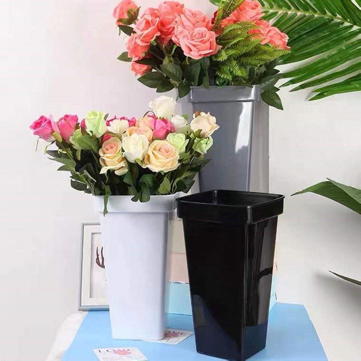 Plastic Flower Vase, Tall Flower Pot Pack of 1, Patio Deck Indoor Outdoor Garden Tree Planters 13.4 Inch (White) 4pcs-Black