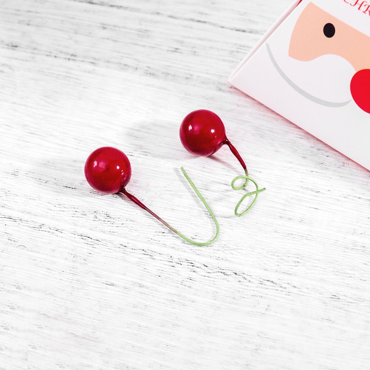 100 Pcs Christmas Artificial Red Berries for Holiday Home Decoration, Realistic Faux Berry Garland Accents