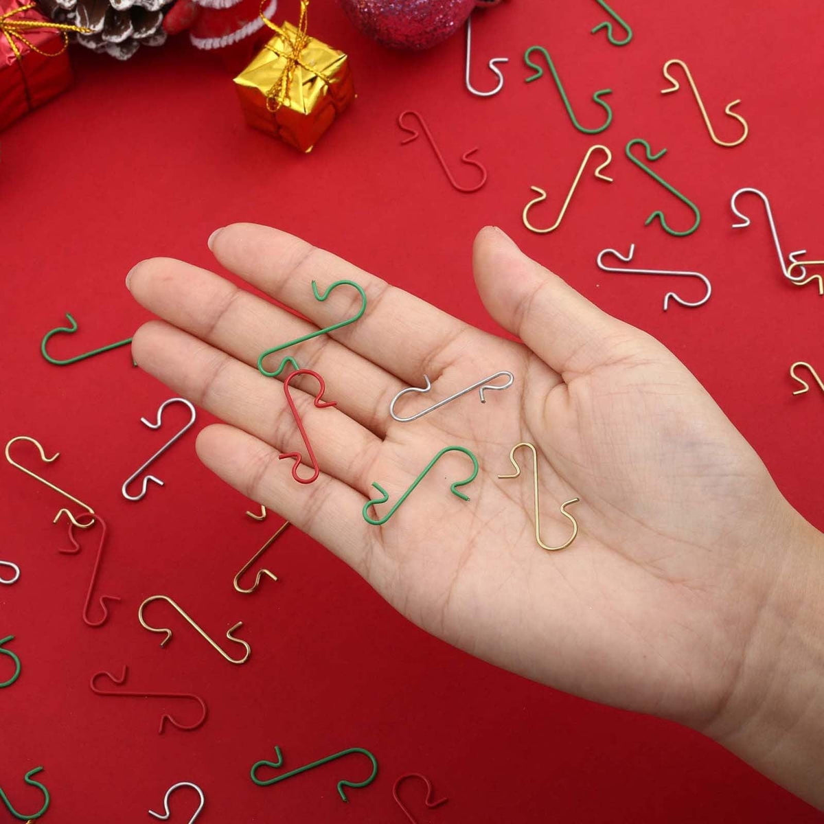50 Pack Christmas Ornament Hooks 0.47*1.18in Stainless Steel S-Shaped Hangers for Christmas Tree Decoration Christmas Stocking Balls Christmas Ornaments,Gold