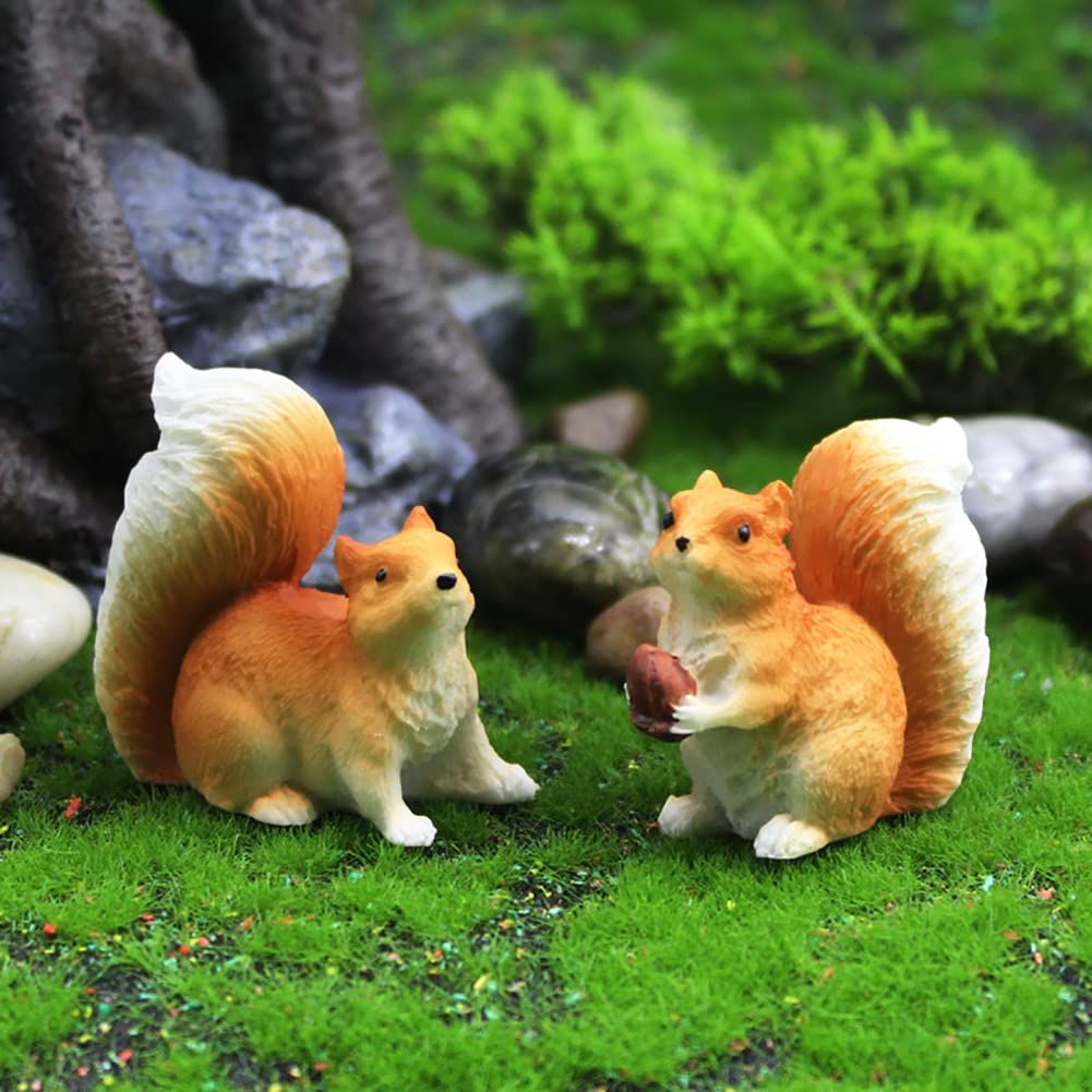 4pcs Squirrel Figures Animal Toy Cake Toppers, Fairy Garden Miniature Squirrel Figurines Collection Playset for Christmas Birthday