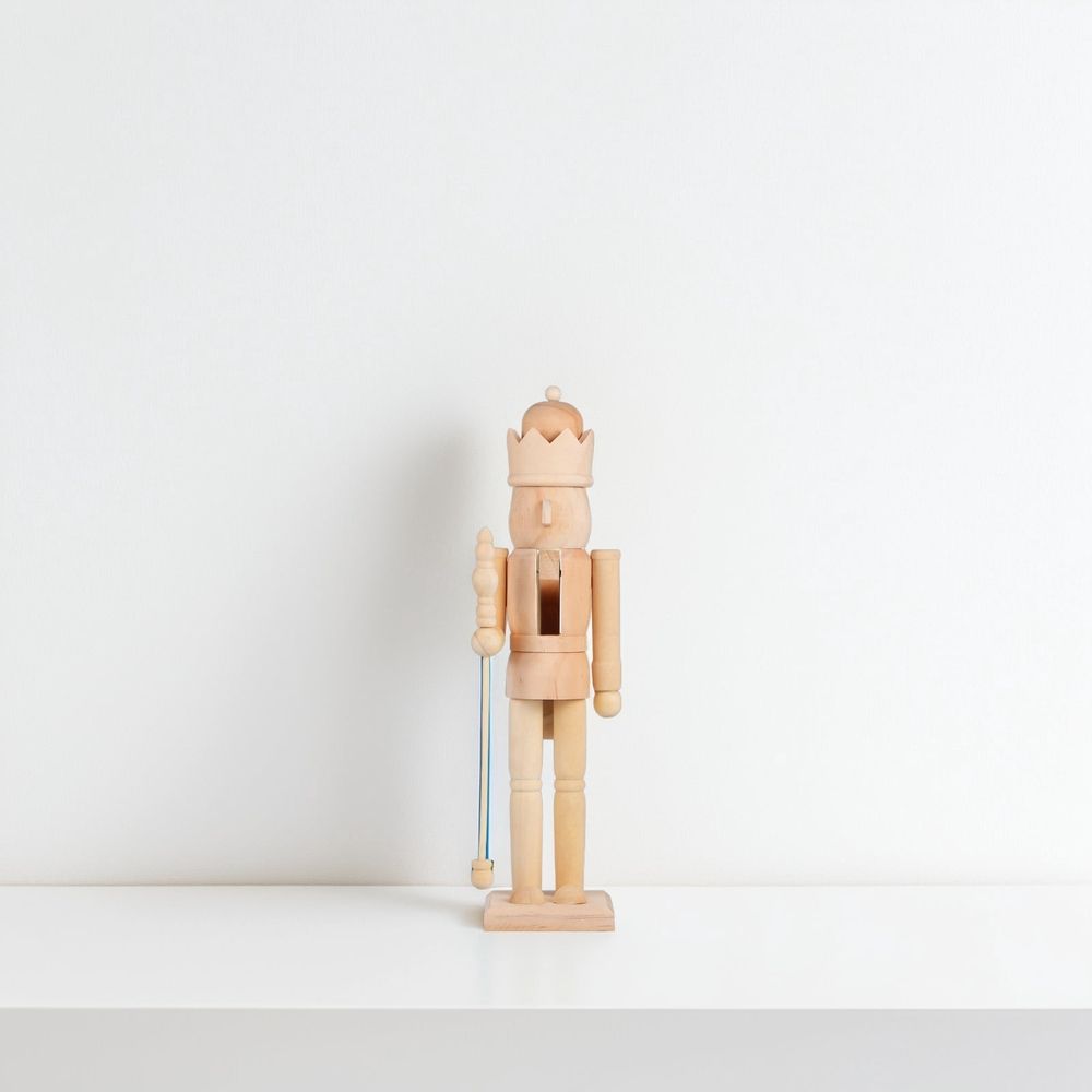 DIY Nutcracker Statue Classic Design Wood 1 Piece Christmas Home Decoration