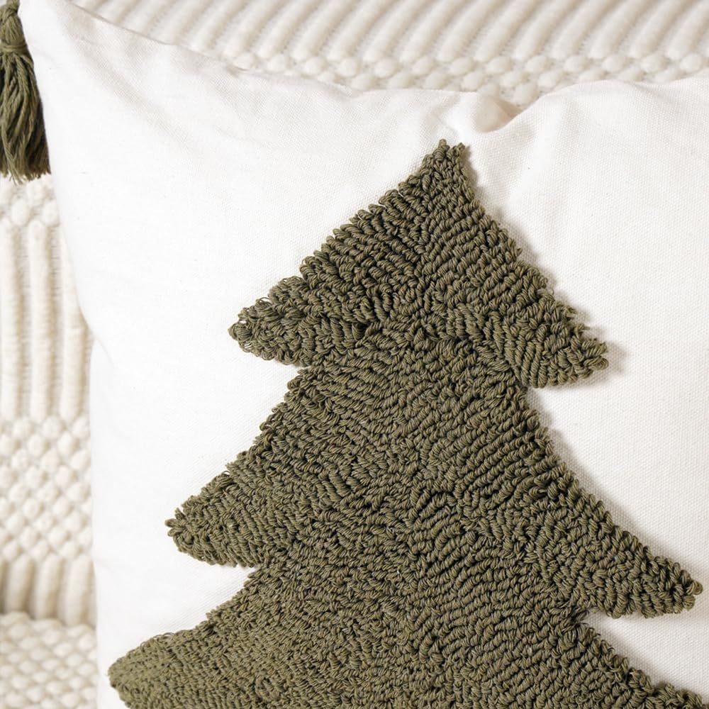 Christmas Pillow Covers 18x18 Farmhouse Christmas Tree Pillow Covers Tassels Hand Woven Couch Cushion Case for Sofa Bed Room Home Christmas Decor