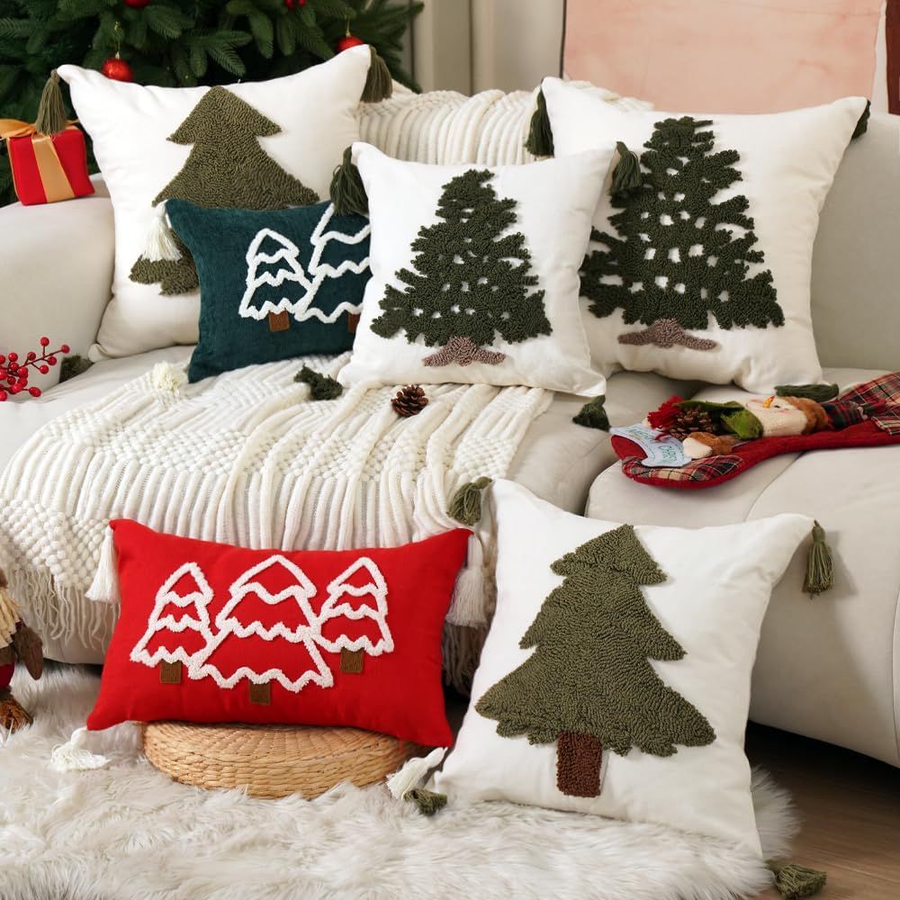 Christmas Pillow Covers 18x18 Farmhouse Christmas Tree Pillow Covers Tassels Hand Woven Couch Cushion Case for Sofa Bed Room Home Christmas Decor