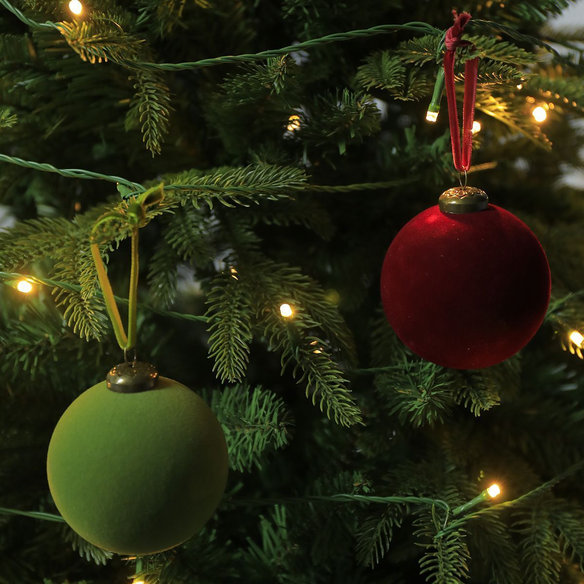 24pk Flocked Xmas Baubles Metal Cap, Dark Green 8cm