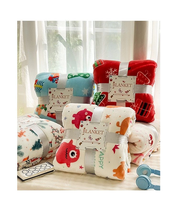 Festive Flannel Throw Blanket For Christmas & Halloween, Christmas Holiday Print, Comfort Home Furnishing Blanket, Delightful Holiday Present, 100x150cm S Size