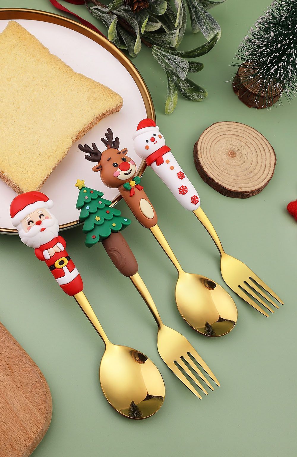 4Pcs Large Golden Christmas Stainless Steel Spoon Fork Style A with Green Plaid Gift Box, Festive Tableware for Xmas Decor and Premium Holiday Gifts