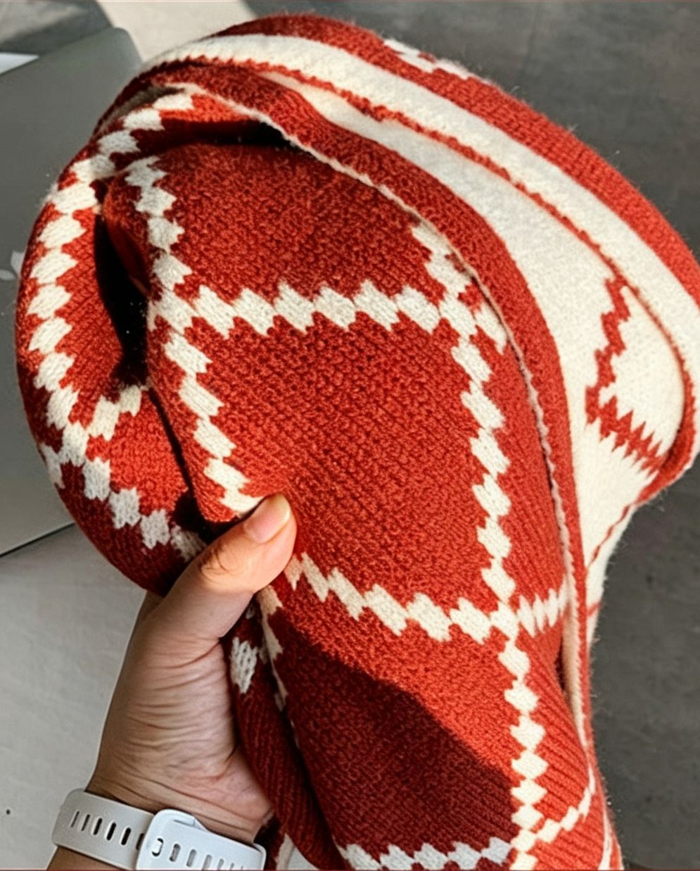 Red and Coffee Color Block Plaid Shawl, Fluffy Cashmere Texture Neck Scarf for Outfit Atmosphere Building and Christmas Holiday Gift