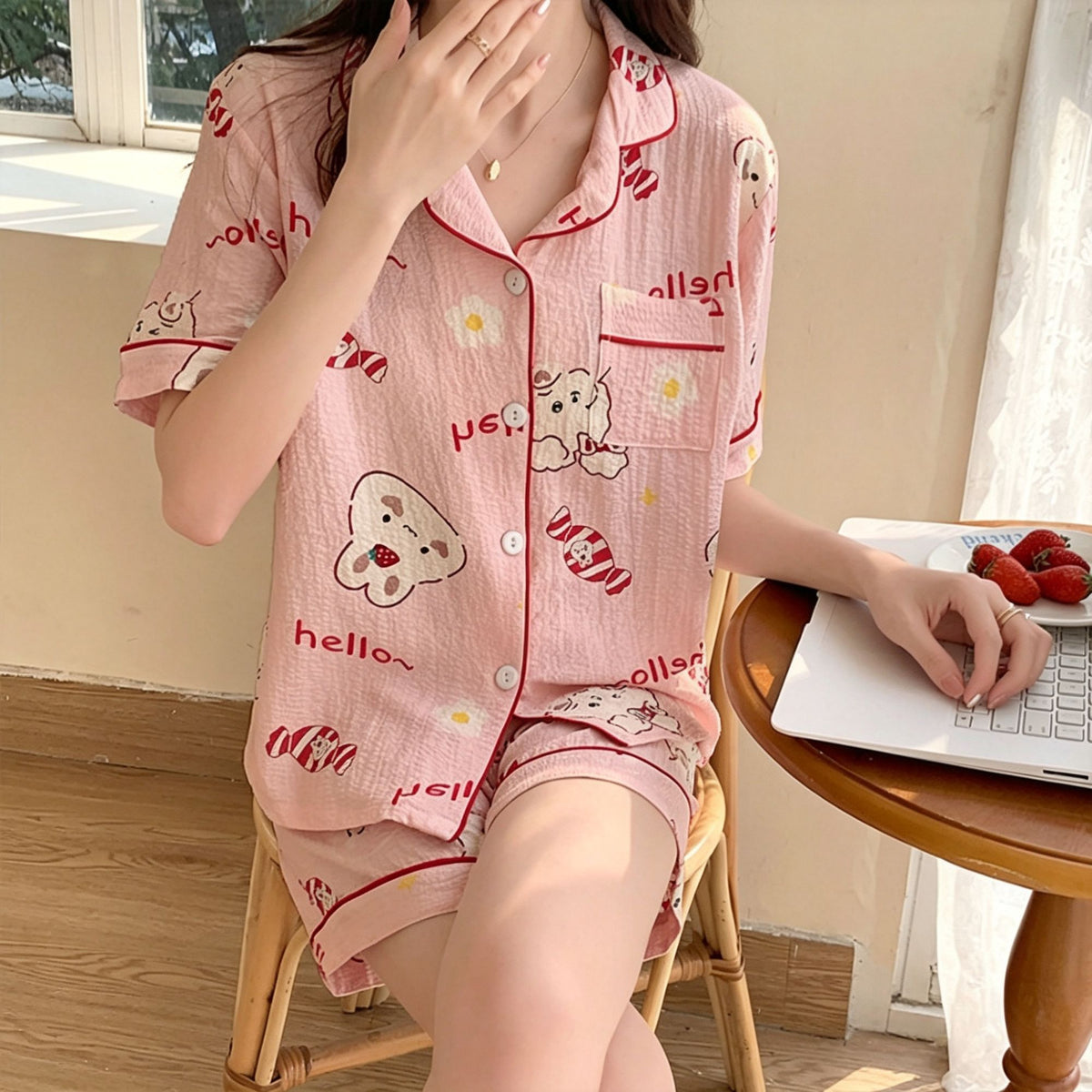 English Bunny Head Size XL | Bubble Crinkle Plus Size Short Pajamas | Christmas Retro Girly Gift | Plus Size Friendly Loose Women's Loungewear