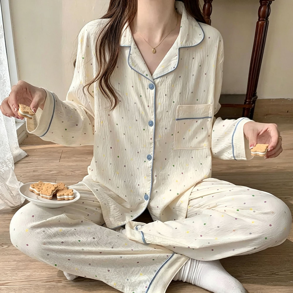 Blue Polka Dot Crinkle Size L | Crinkled Fabric Long Sleeve Pants Pajama Set | Christmas Retro Dot Gift | Tummy-Covering Classic Loose Women's Homewear